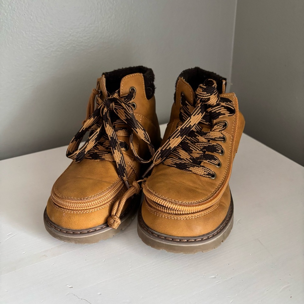 BILLY Footwear Kids Lugs 2 Tan Lace-Up Boots